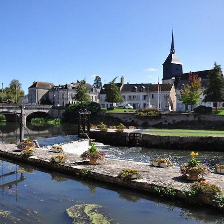 Le Grand Appartement - 90M2- 2 Chb , 1 Mezzanine - 6Pers Romorantin-Lanthenay 외부 사진